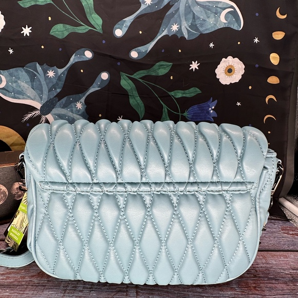 BADGLEY MISCHKA Blue Quilted Vegan Leather Bag NWT - Picture 2 of 6